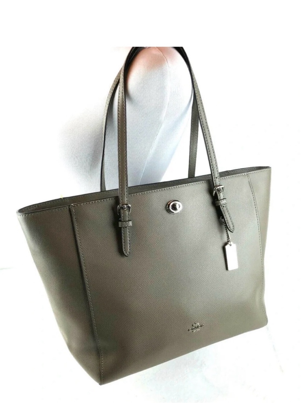 Coach Olive Leather Tote with Turn-Lock Accent EUC